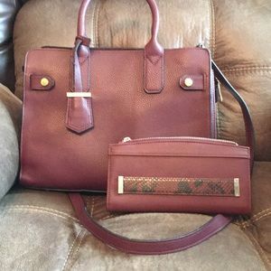 Maroon leather purse with matching billfold